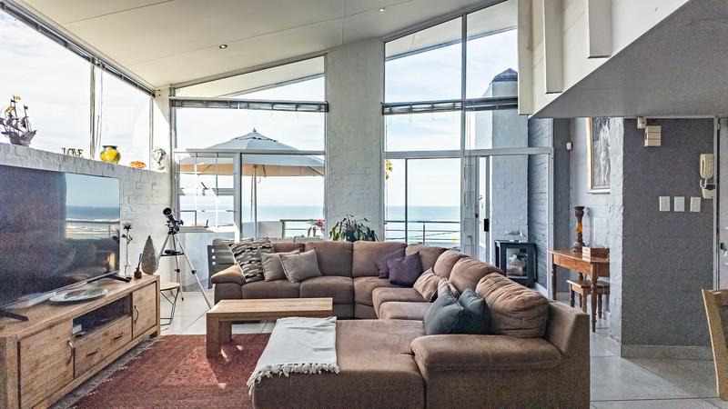 4 Bedroom Property for Sale in Santos Bay Western Cape